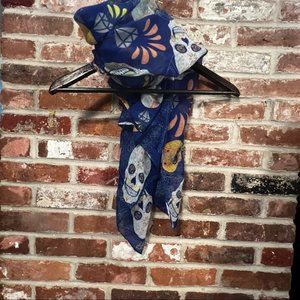 Skull scarf